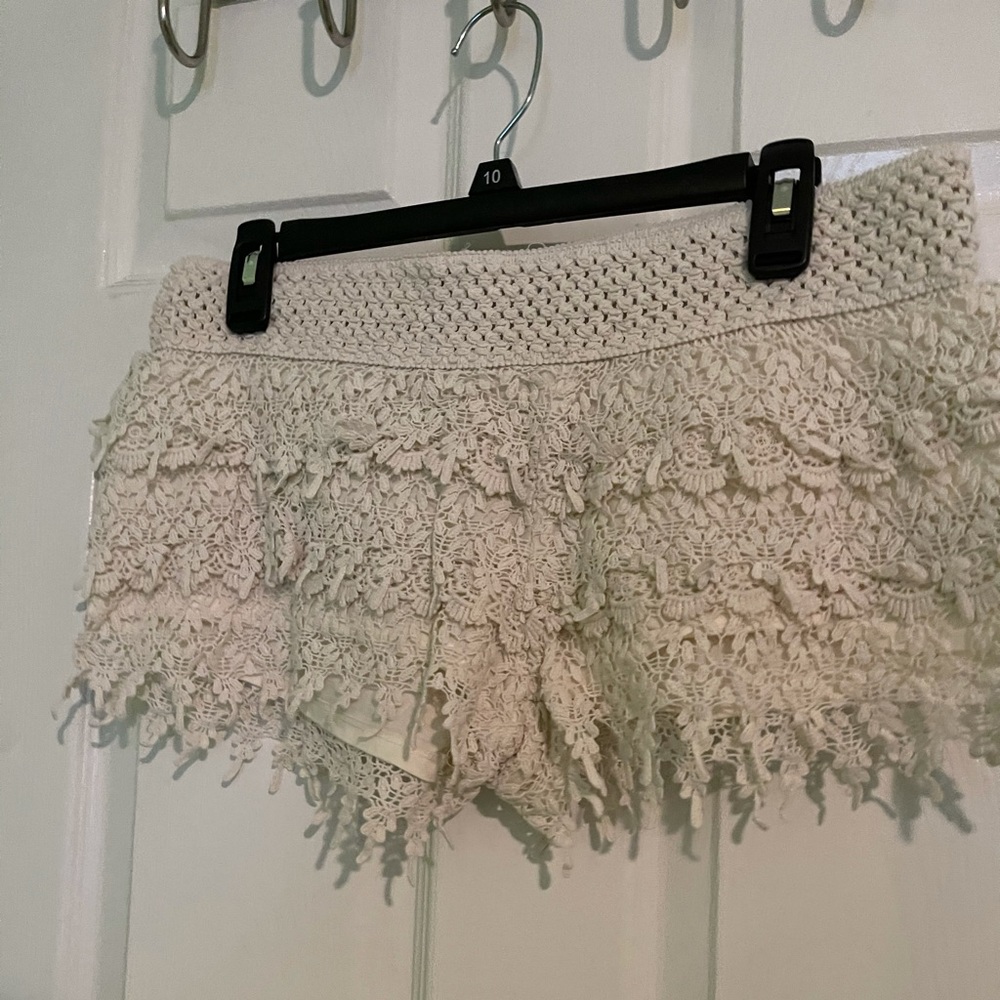 Ruffle high waisted shorts